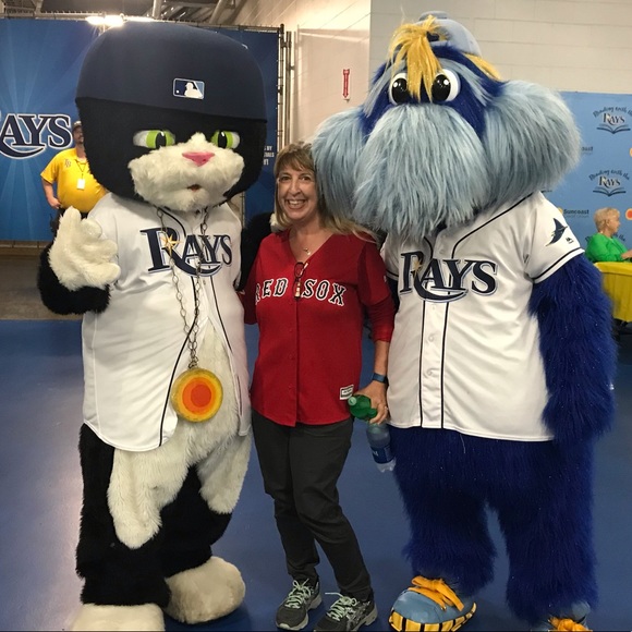 Meet your Posher, Betsy - Picture 6 of 11